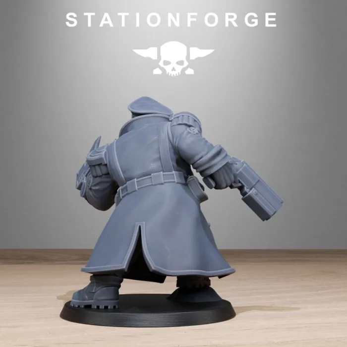 freeguard mutant officer stationforge stfg0757 4.jpg