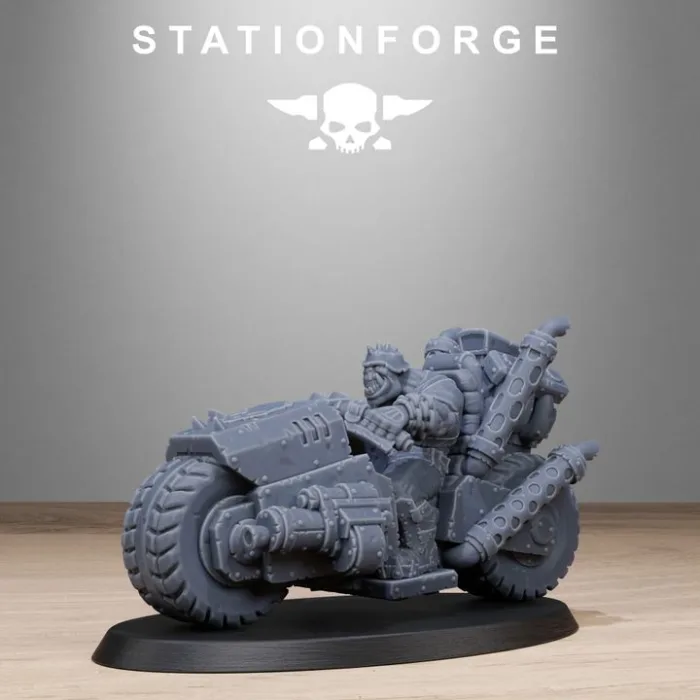 orkaz bikers 3 stationforge stfg0755 12.jpg